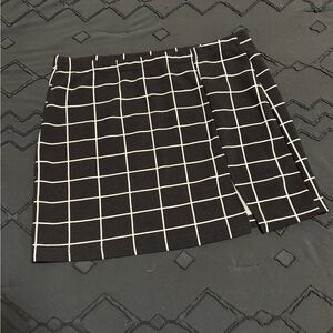 Black and White Grid Pattern Skirt